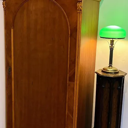 Antique Charm 2 Bedroom Praga